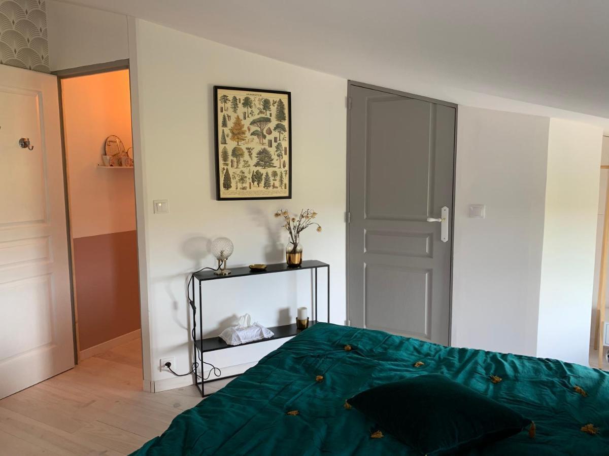 Bed and Breakfast Les Bouyeres Saint-Malon-sur-Mel Екстер'єр фото